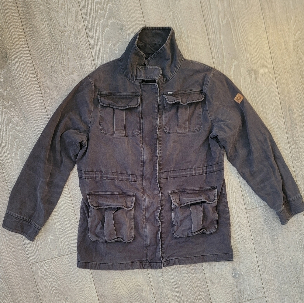 10 Tree Jacket